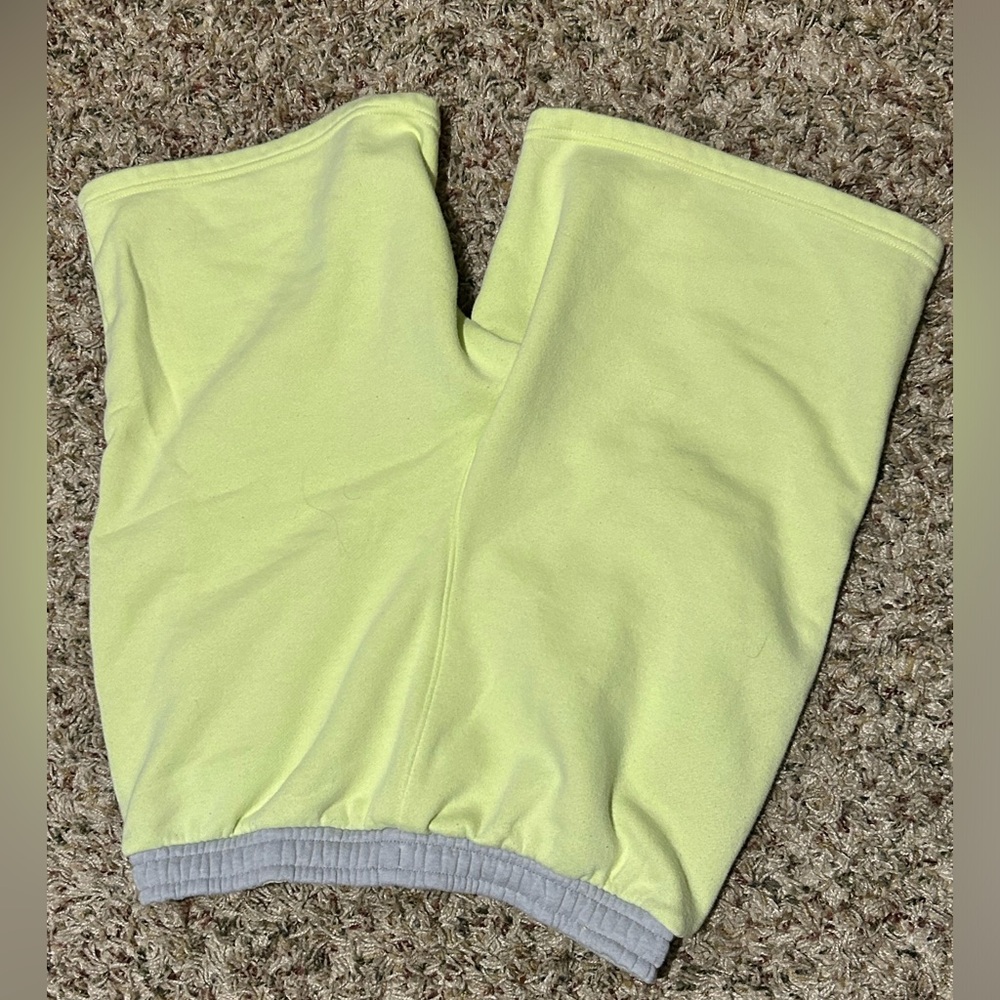 KIDS XL GREEN DSG COTTON SHORTS - Picture 2 of 2